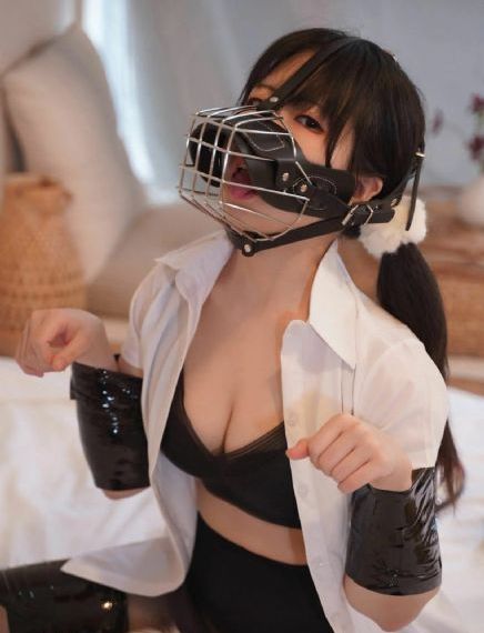 豪妇荡乳1一5潘金莲2的导演是谁